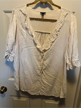 torrid cream ruffle V-neck button-front blouse